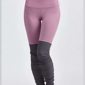 Full length past ankle Goddess Alo leggings